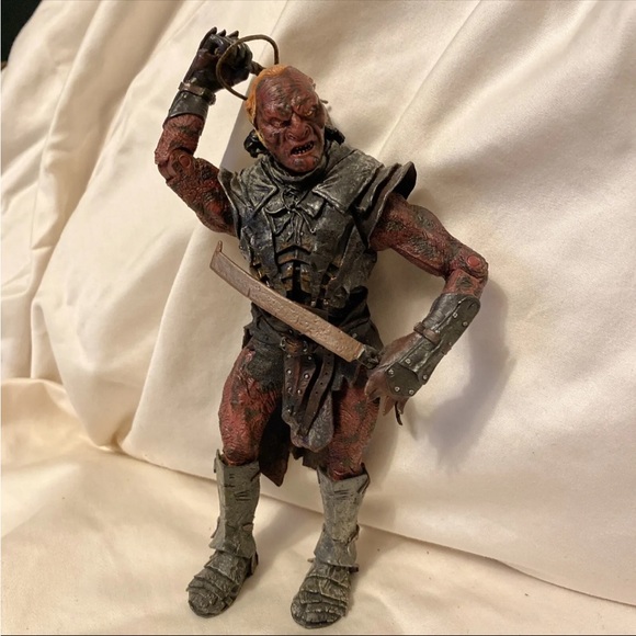 LOTR TT The Lord Of The Rings The Two Towers Pippin And Ugluk Action Figures - Picture 4 of 5